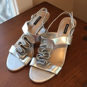 🌸 Silver Heels